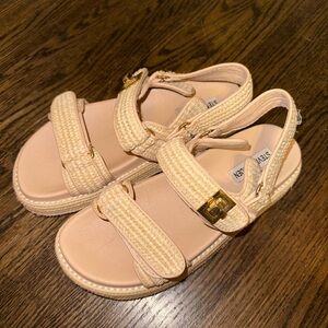 Steve Madden Beige Sandals
